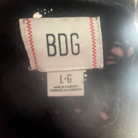 BDG Crochet Look Knit Sweater Button Down with Zig Zag Pattern - Picture 4 of 4